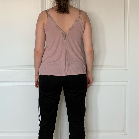 Pink lace deep v neck tank top - Picture 5 of 5